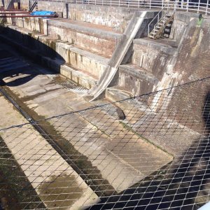 men use steps and dams-graving dock den helder